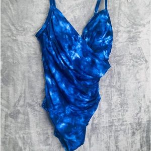 One piece swimsuit